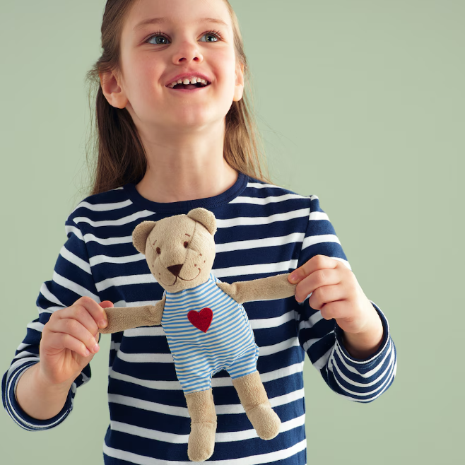 Soft Teddy Bear with Big Red Heart for Children and Kids Great Gift (IK)