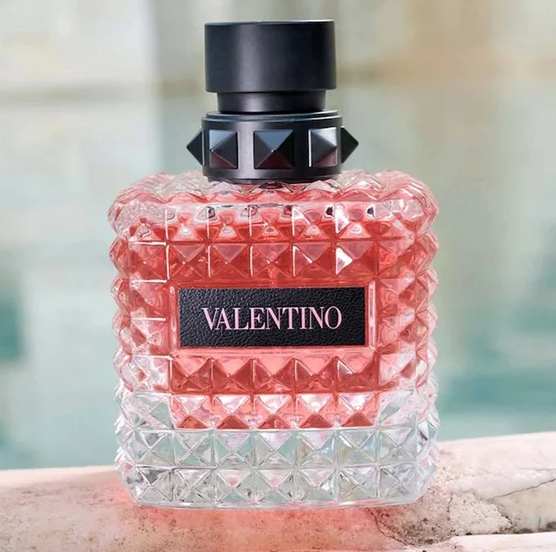 Valentino Donna Born In Roma Eau de Parfum Spray for Women 3.4 oz / 100ml - Lovely Floral Woody Perfume