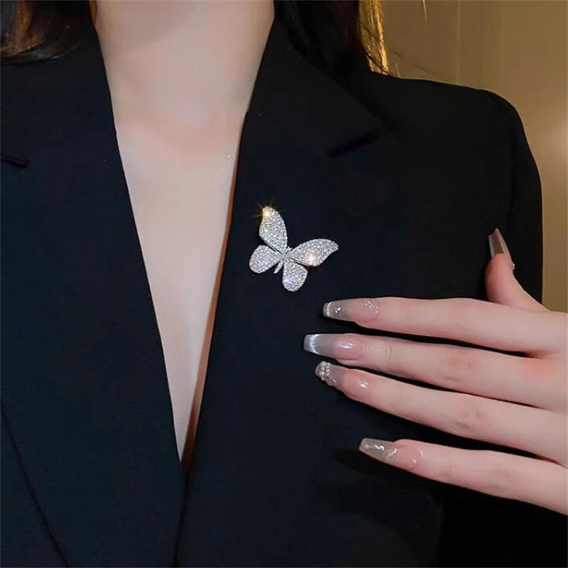 Beautiful Butterfly Crystals Rhinestone Brooches Pins For Women Girls Silver Gold Color Elegant Corsage Lapel Pins Clothing Jewelry
