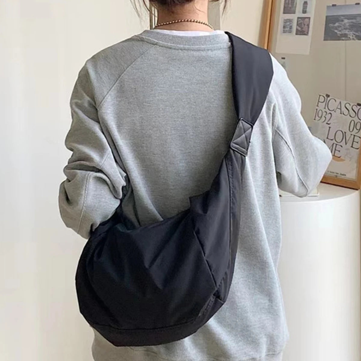 Fashion Large Capacity Nylon Satchel Shoulder Bag Comfort Wide Strap Crossbody Bags