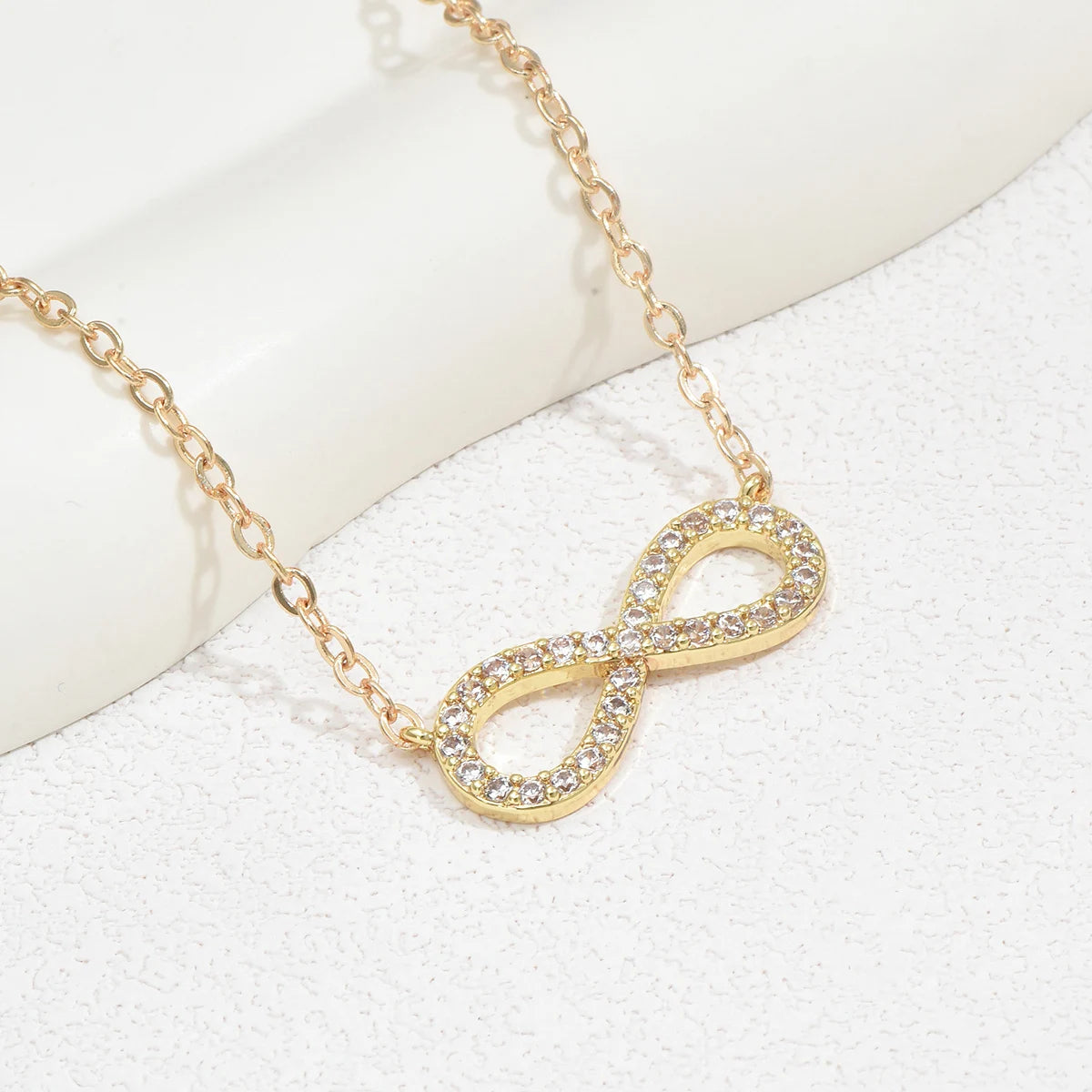 Fancy Infinity Symbol Crystal Stainless Steel Pendant Necklace for Women Classic Lucky Love You Forever Jewelry Accessories