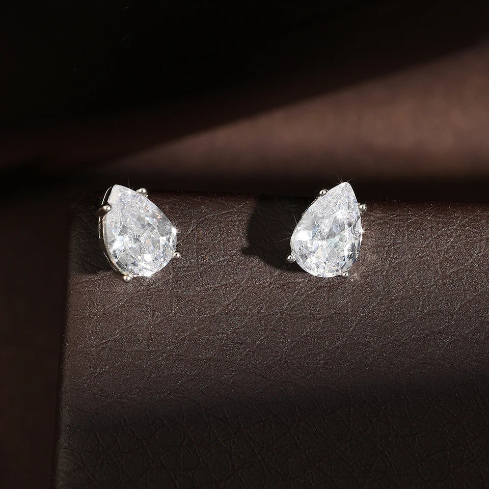 Elegant Pear Cut Solitaire Crystal Mini Stud Earrings for Women Water Drop Design Jewelry Accessories