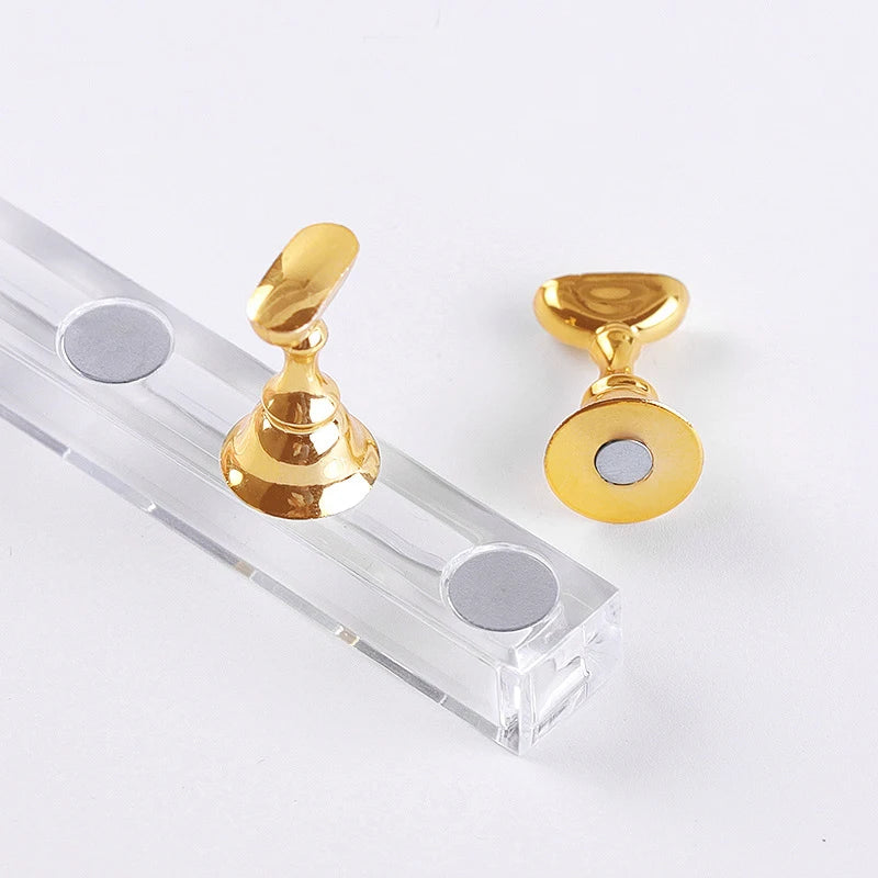 Magnetic Nail Holder False Nail Tip Practice Stand 5pcs/Set Crystal Base Holder Display for Nail Salon or DIY & Practice at Home