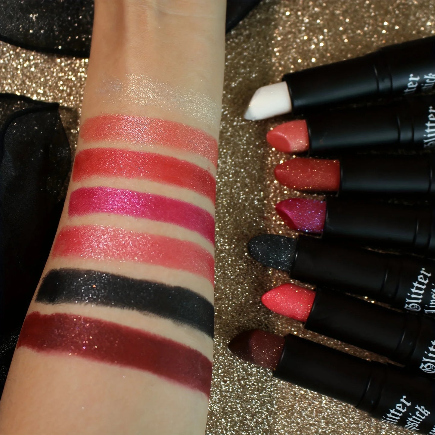 Hydrating Sparkling Glitter Lipstick Nonstick Shine Highly Pigmented Formula Gives Metallic Finish Lip Makeup