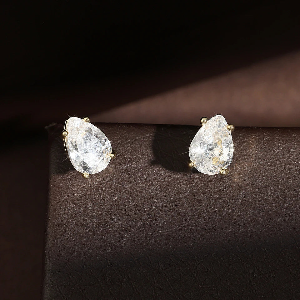 Elegant Pear Cut Solitaire Crystal Mini Stud Earrings for Women Water Drop Design Jewelry Accessories
