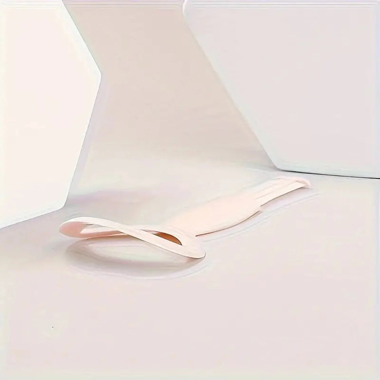 Helper Eyeliner and Eyelash Template Set Assistance for Perfect Application Novice and Beginners Makeup Tool