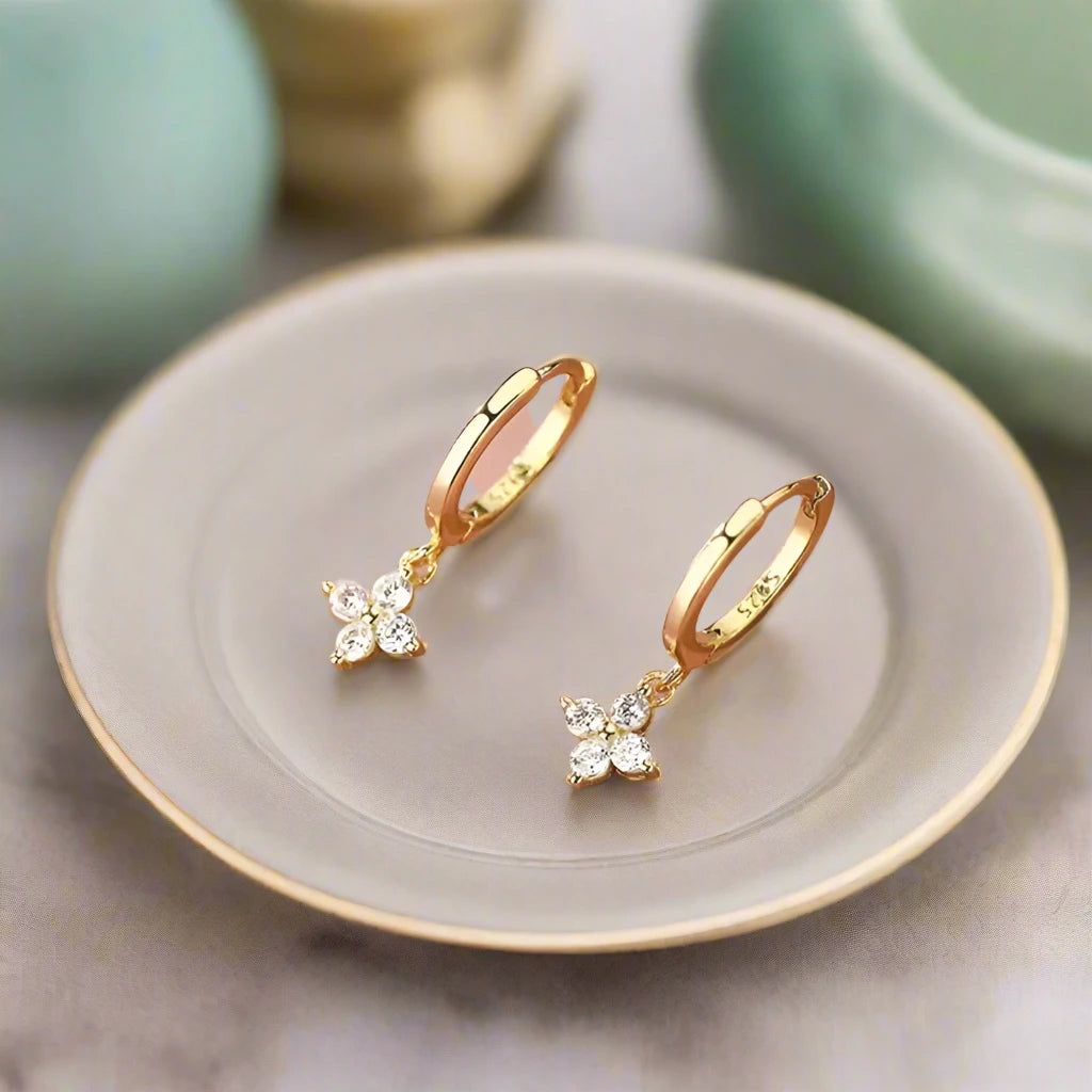 Four Leaf Flower 925 Sterling Silver Crystal Hoop Earrings for Women Girls Fashion Silver Gold Color Huggies Elegant Jewelry