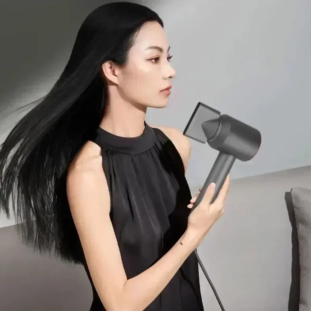 Professional Hair Dryer with Hot and Cold Air Functionality Lightweight and Thermostatic Styling Tool for Smooth Hair Perfect Hair Styles