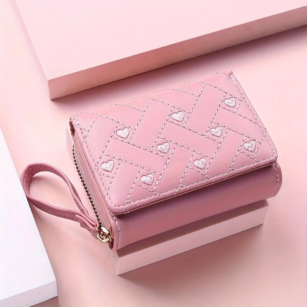 Elegant Embroidered Women's Love Hearts Short Leather Wallet Zipper Closure Large Capacity Card Clutch Versatile Fashion Accessory