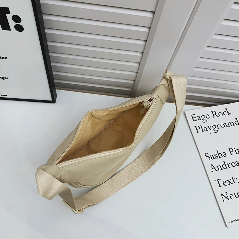 Modern Fashion Nylon Satchel Shoulder Bag for Women Large Capacity Dumpling Crossbody Bag for Travel and Commuting