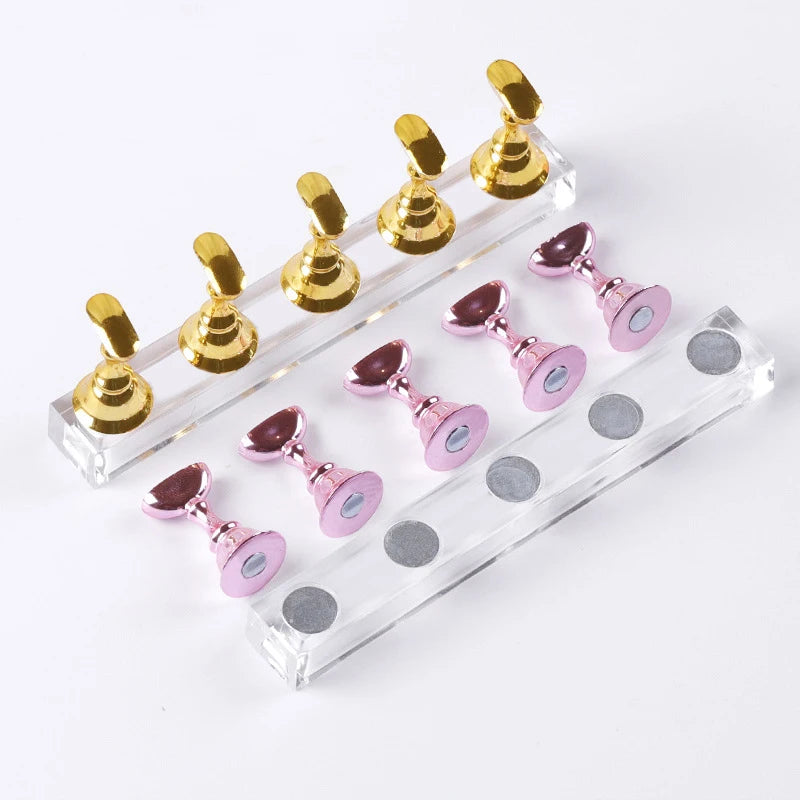 Magnetic Nail Holder False Nail Tip Practice Stand 5pcs/Set Crystal Base Holder Display for Nail Salon or DIY & Practice at Home