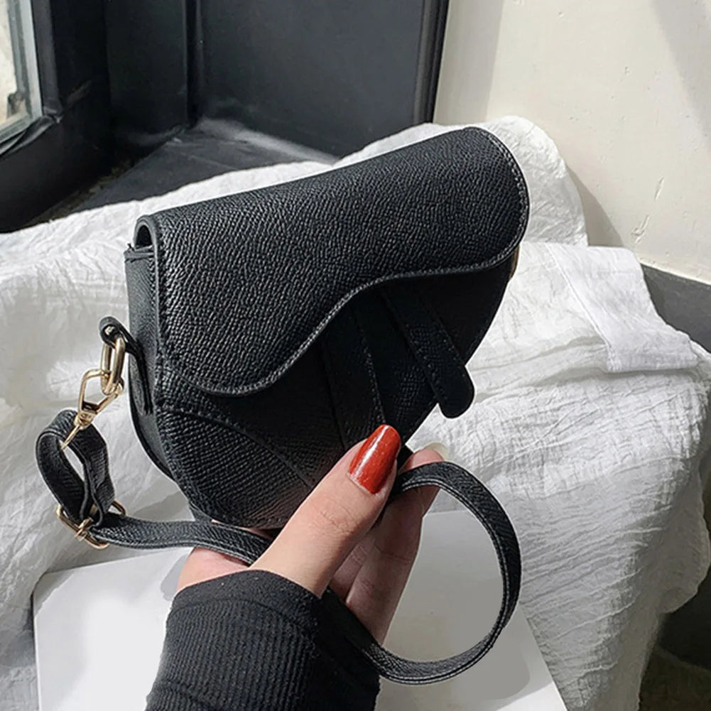 Women's Elegant Compact Saddle Shoulder Handbag Fashion Underarm Hasp Zipper Casual Simple Messenger Crossbody Bag