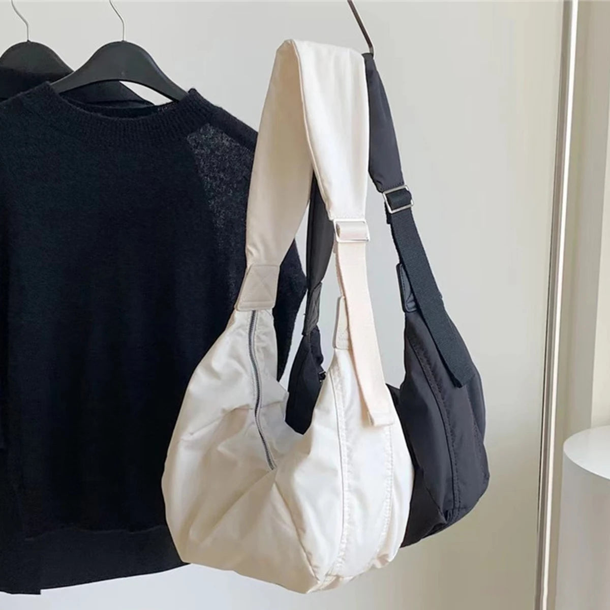 Fashion Large Capacity Nylon Satchel Shoulder Bag Comfort Wide Strap Crossbody Bags