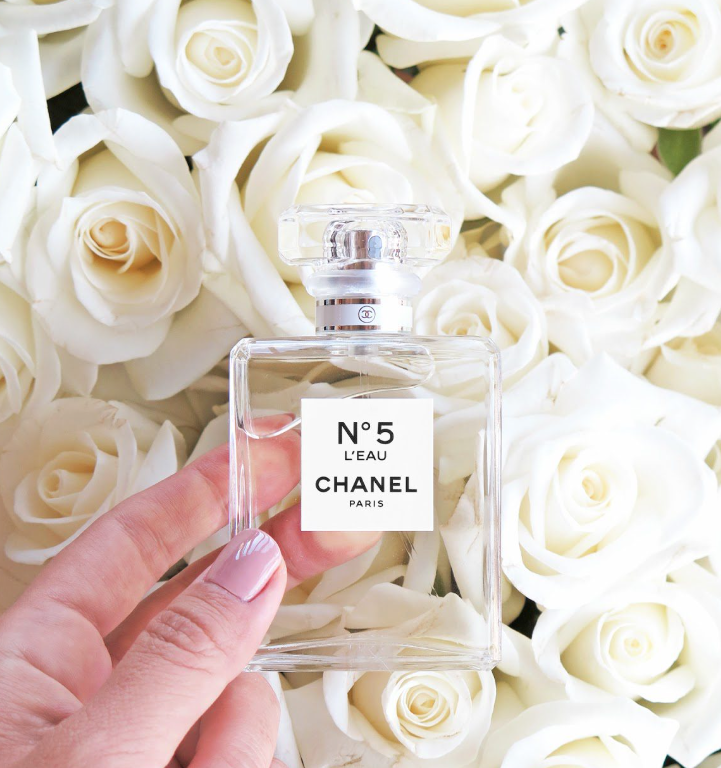 CHANEL N°5 L'EAU Eau de Toilette for Women 3.4 oz / 100ml - Exquisite Floral Perfume
