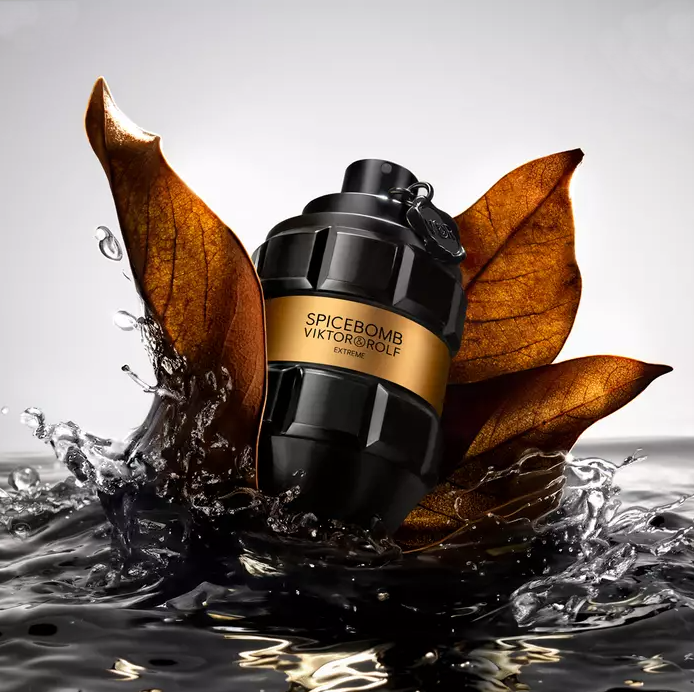 Viktor & Rolf Spicebomb Extreme Eau de Parfum Spray 3.04 oz / 90ml - Premium Woody Spicy Smoky Men's Fragrance