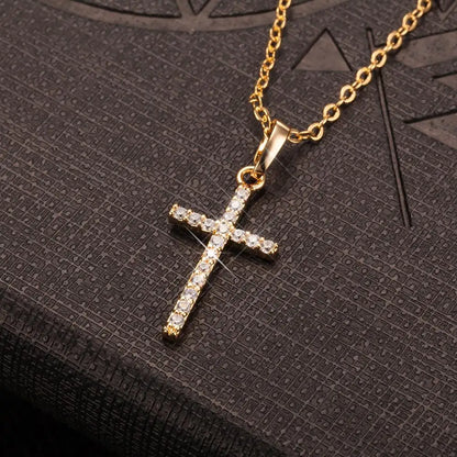 Luxury Crystal Cross Pendant Chain Necklace for Men and Women Fashion Jewelry Accessories