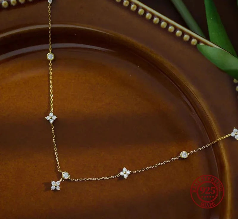 Exquisite Crystal Clover Flowers 925 Sterling Silver Chain Necklaces for Women White Gold Plated Fancy Jewelry Accessories