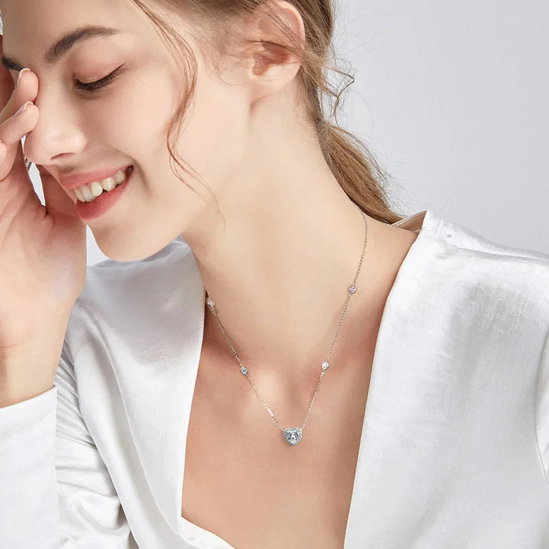 Modern Luxury Crystal Round Heart 925 Sterling Silver Necklace for Women Delicate Charm Pendant Choker Jewelry Accessories