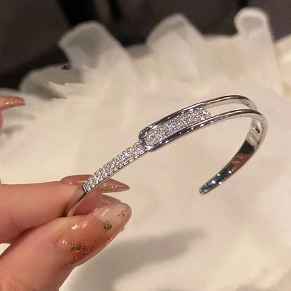 Luxury Crystal 925 Sterling Silver Inline Opening Bracelet Bangle for Women Glamorous Shiny Fashion Jewelry