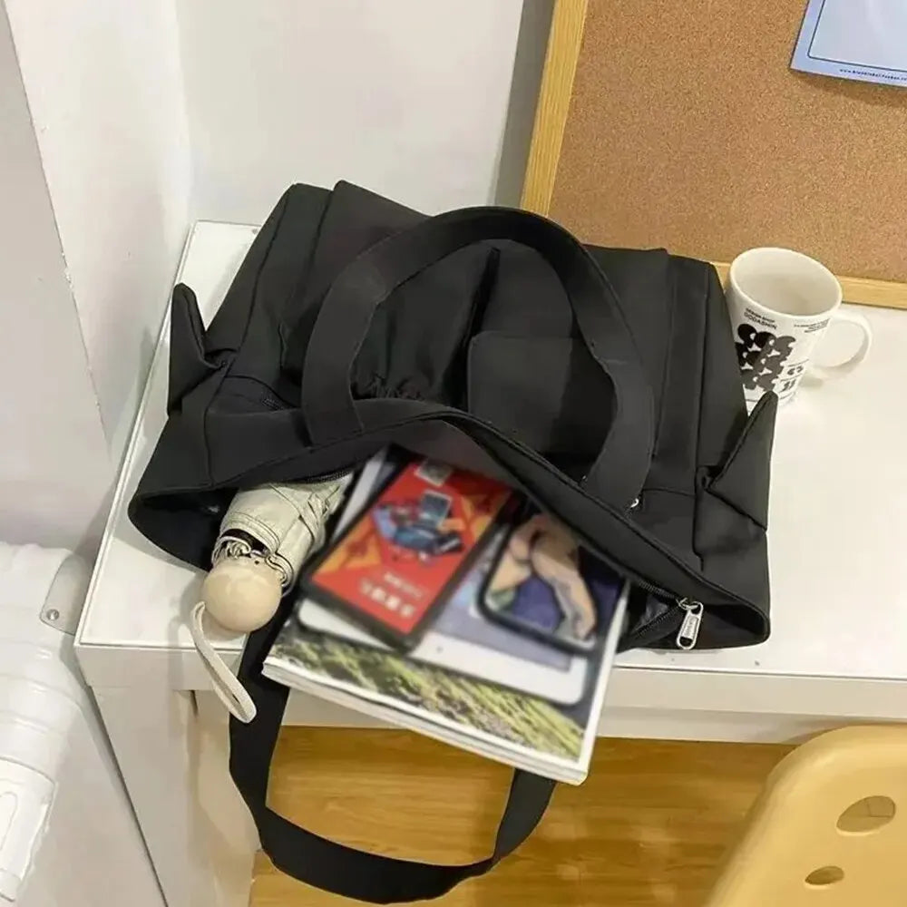 Modern Large Capacity Oxford Cloth Crossbody Messenger Bag with Multiple Pockets Adjustable Shoulder Bags for School Travel Work Daily